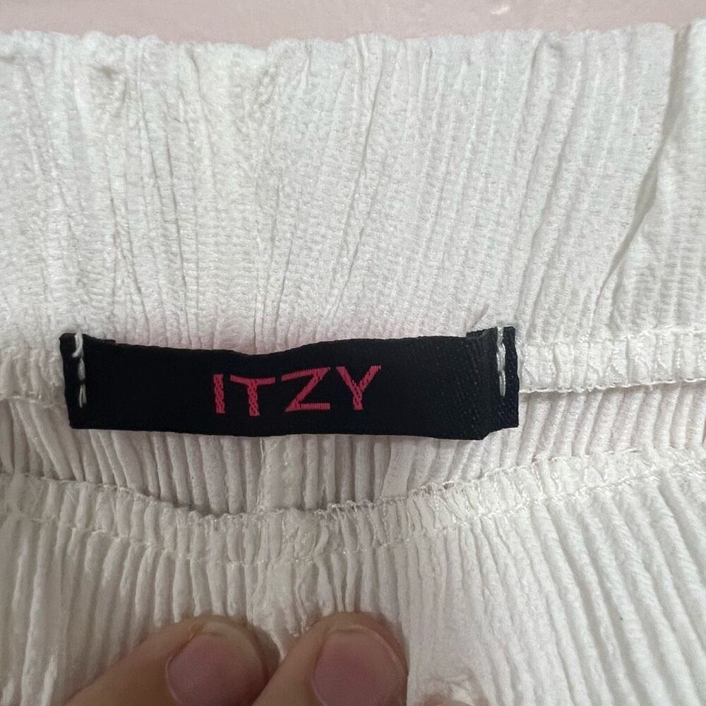 Itzy Wide Leg Ribbed Pants - Picture 2 of 4